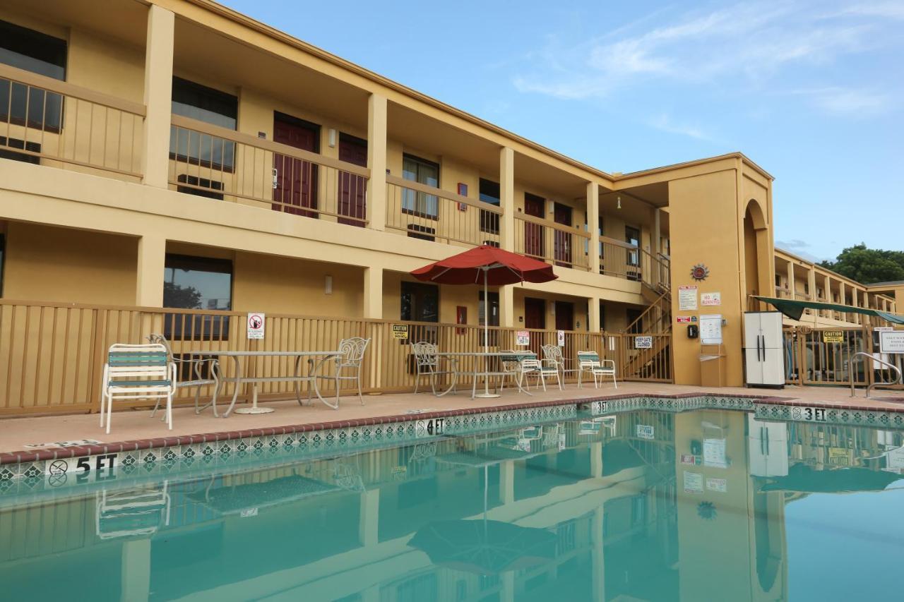 Red Roof Inn Ardmore Ngoại thất bức ảnh